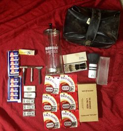 VINTAGE LOT OF BARBER COLLECTIBLES
