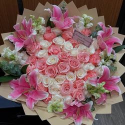 Rose And Lily Bouquet 😍