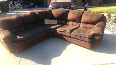 Free Sectional! Come pick it up it’s all yours.
