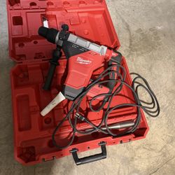 Milwaukee SDS Rotary Hammer 