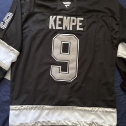 Los Angeles Kings Brand New Kempe And Kopitar Jerseys. 