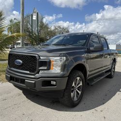 2020 Ford F150 STX SuperCrew Cab 