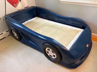 Little Tikes Twin Car Bed - free