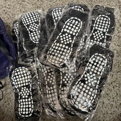 35 Pack Of Nonslip Socks