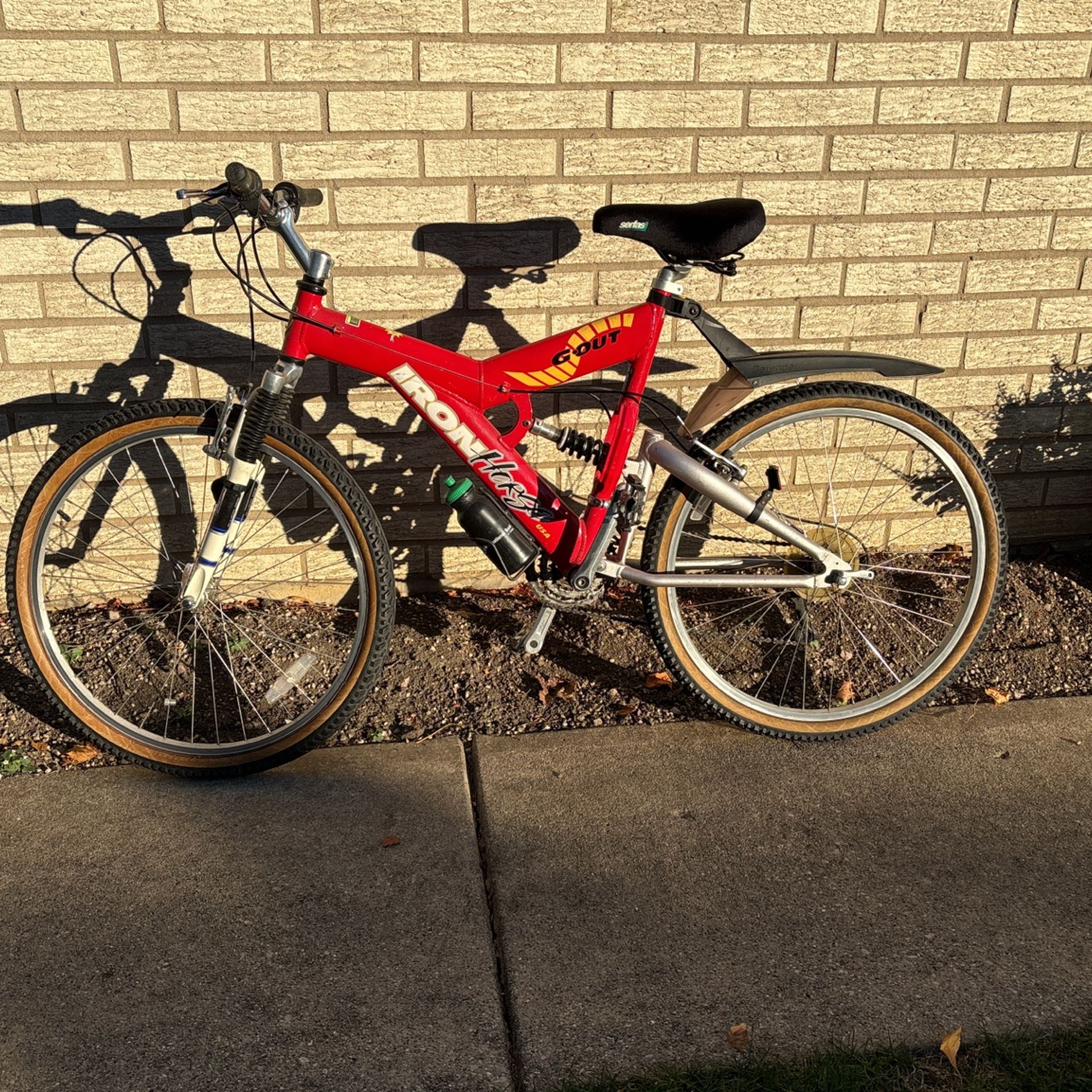 Bike IRON. Horse. GOUT. 18 Speed Make Offer