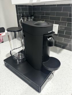 De’Longhi Nespresso Vertuo ENV150BM Espresso & Coffee Machine