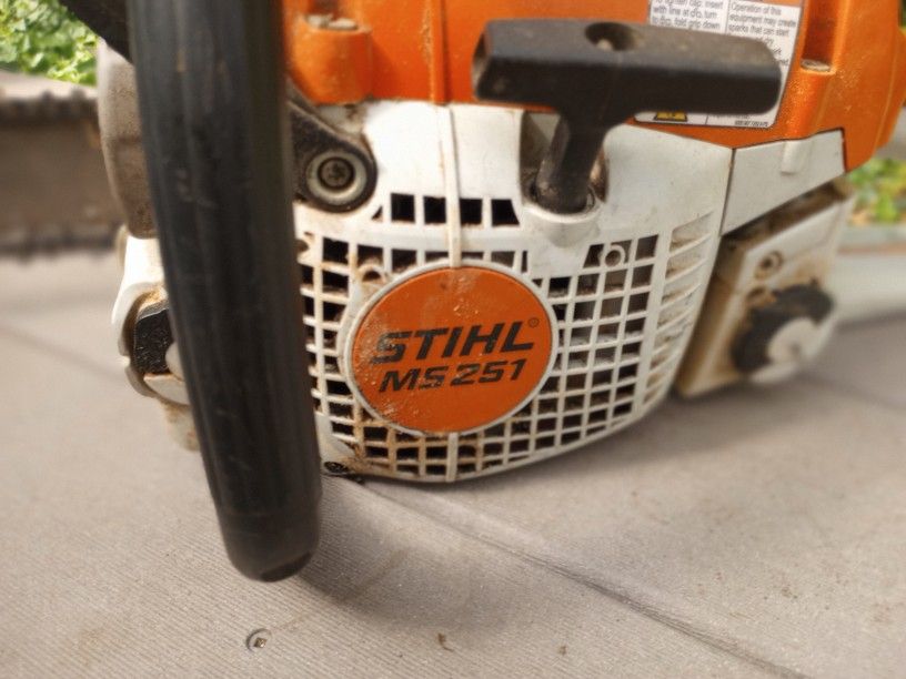 STIHL MS251