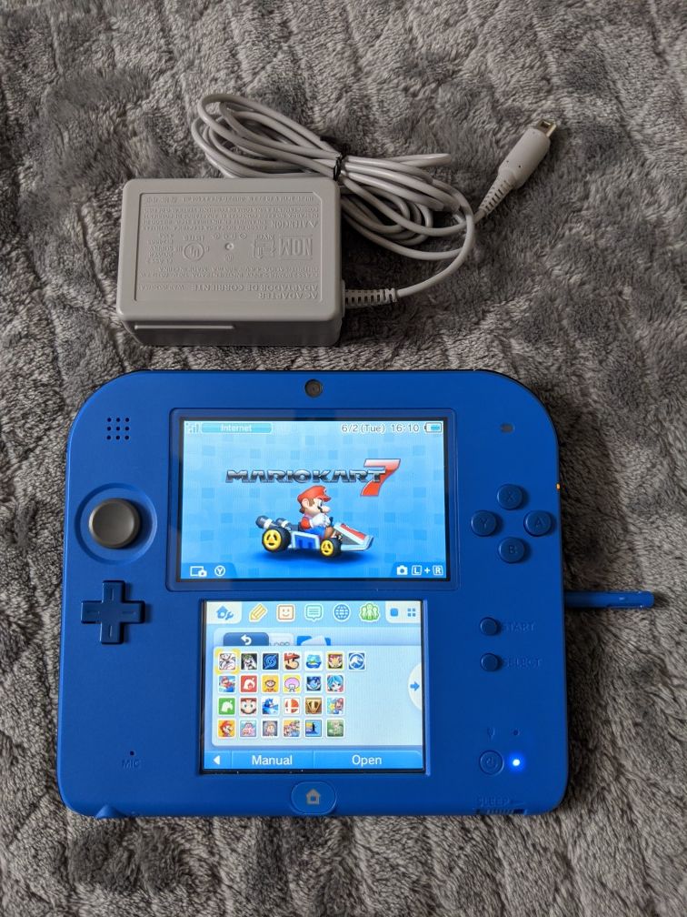 Nintendo 2DS Modded with 25 3DS Games