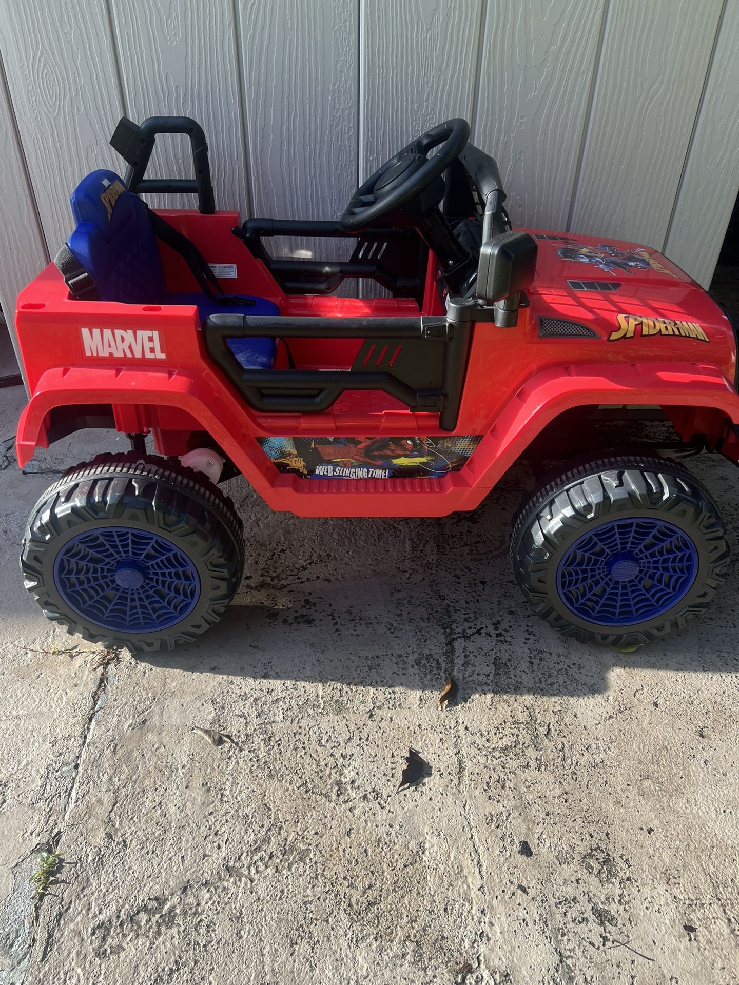 Spiderman Red Boys Fisher Price 4 Wheeler Automatic Jeep Truck Power Wheel Battery