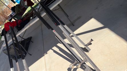 Queen size metal bed frames