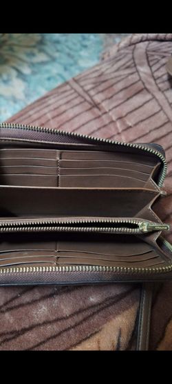 Selling this coach purse and wallet for 180$ please let me know if your interested thank you