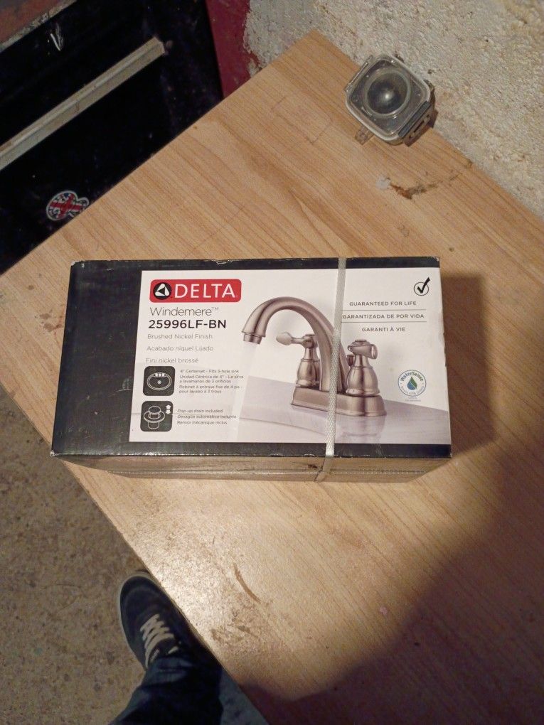 Brand New Delta bathroom Faucet