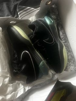 Lebron brand new worn once SIZE 10