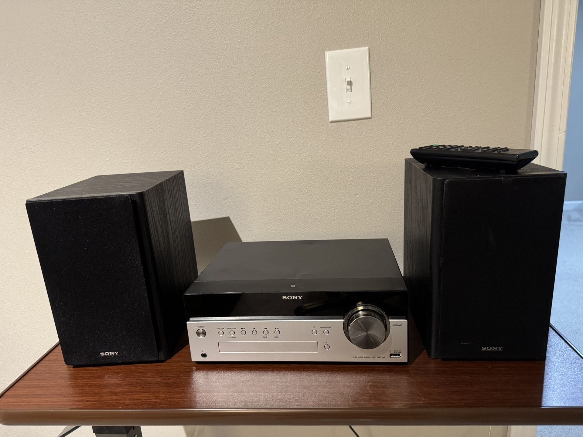 Sony CMT-SBT100 Bluetooth Stereo System w/ CD & Remote – Works Great!