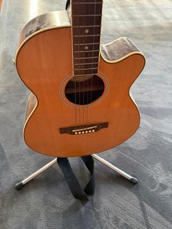 ACOUSTIC/ELECTRIC GUITAR
