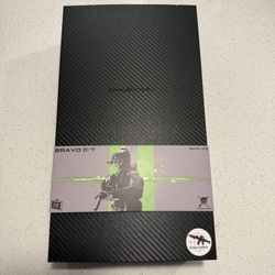 Hot Toys Bravo-07 ( Ghost ) Figure 