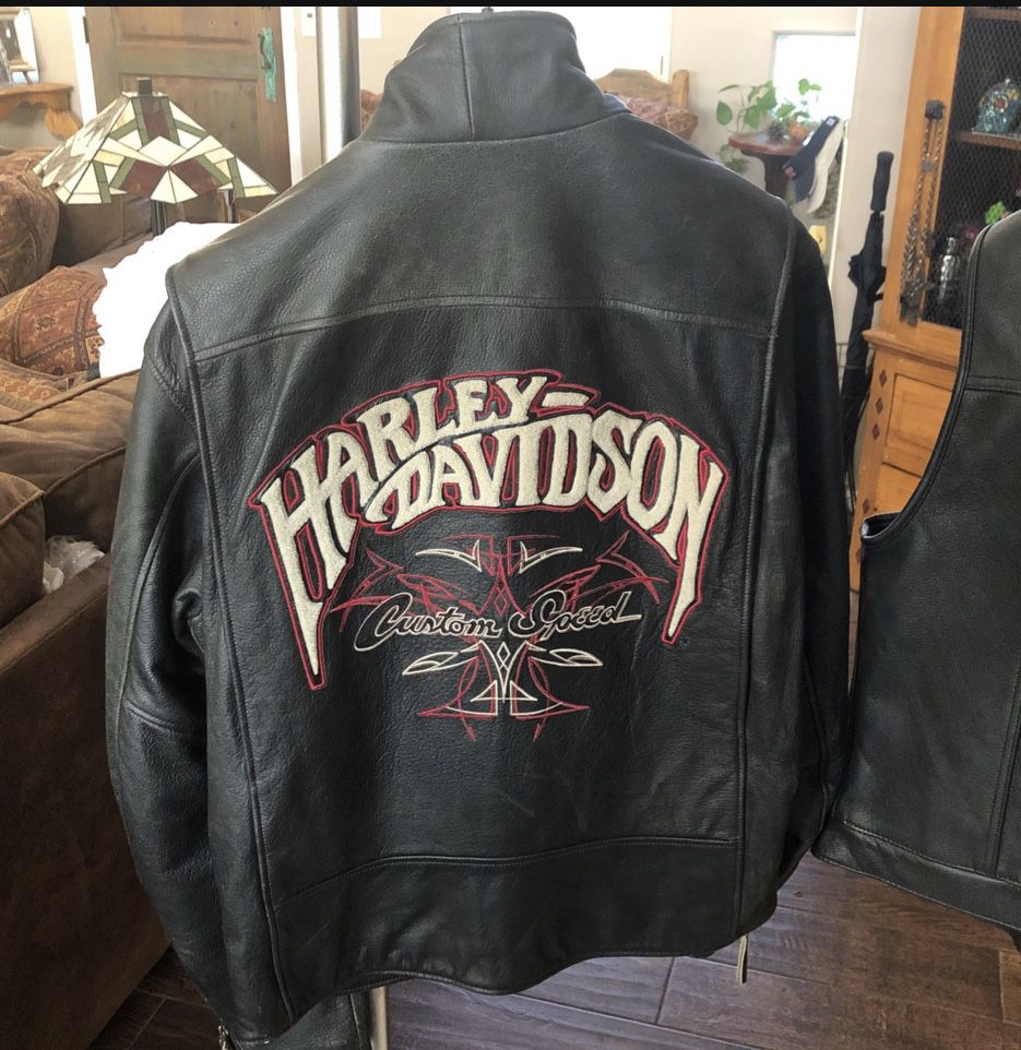 HARLEY DAVIDSON AND LIL JOES LEATHERS