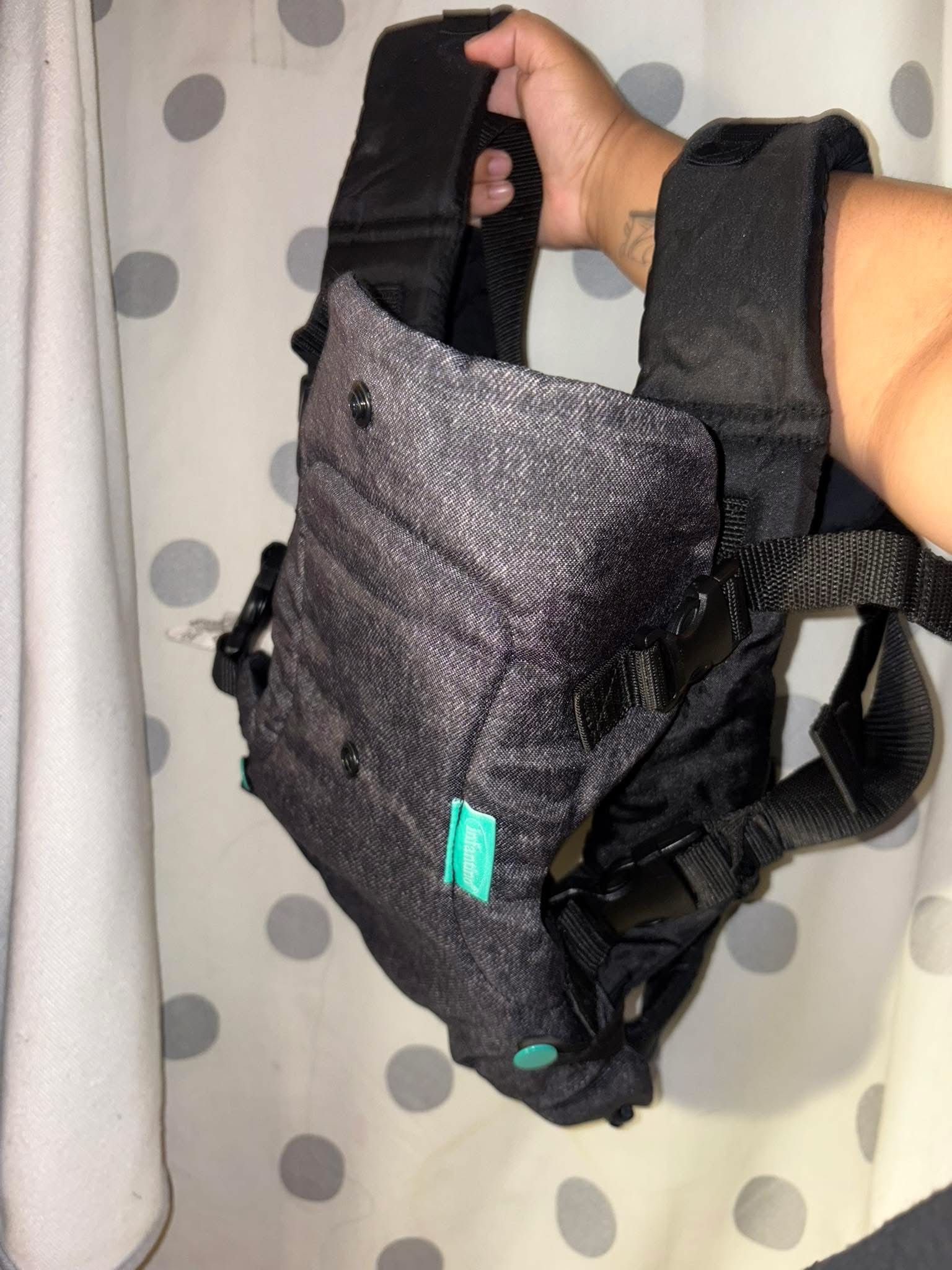 Infantino Baby Carrier 