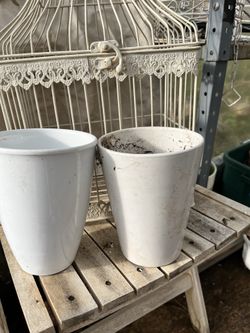 Flower pots , 7.00 each