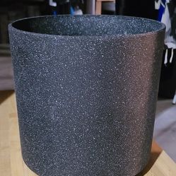 Black Planter
