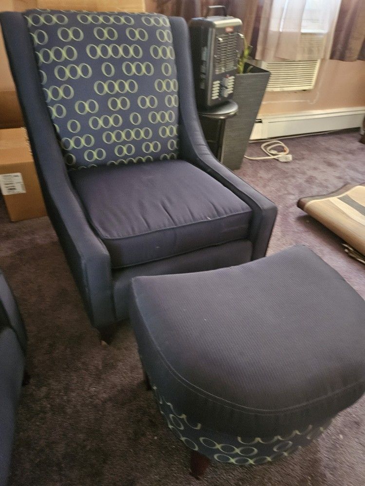 Two pieces Chair .