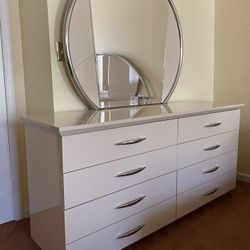 3 Piece Italian Bedroom Set