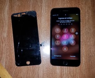 iPhone cracked screen