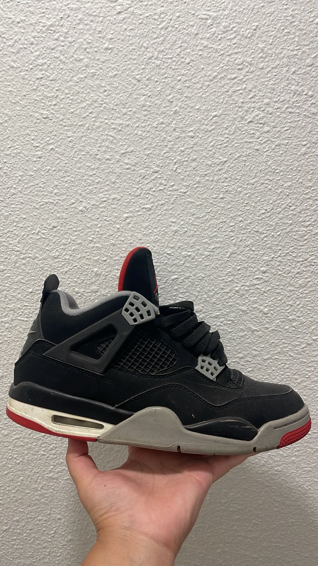 Air Jordan 4 Bred 