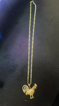 gold plated figaro chain with rooster pendant