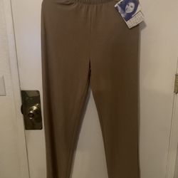 Woman’s Pants NWT