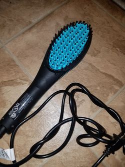 Hair straightener brush