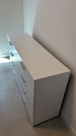 White 8 drawer dresser