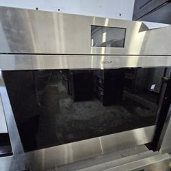 30" WOLF SINGLE WALL OVEN STAINLESS STEEL 