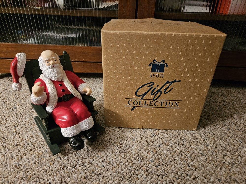 Avon Gift Collection Santa The Magic Of Christmas Table Decoration