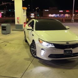 2018 KIA Optima