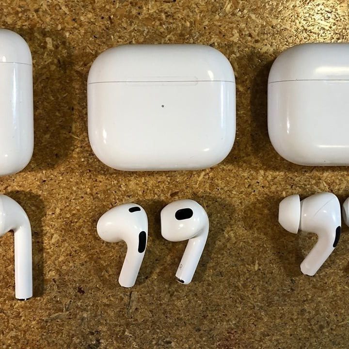 AirPods Select Versions