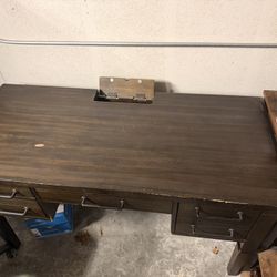 Solid Wood Desk DIY Project