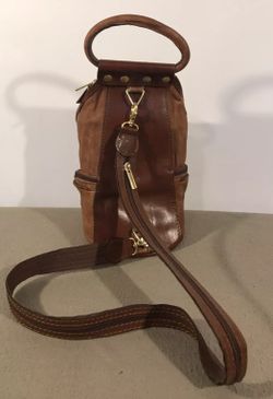 Vintage Borgo Giovanni Mini Leather Backpack Design Of Italy  display picture 1