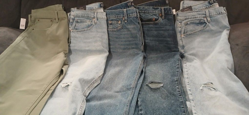 Lot of Gap brand denim jeans