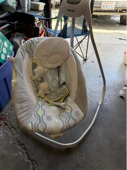 Baby swing