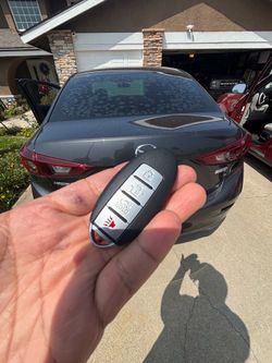 Llaves de autos / car keys and remotes