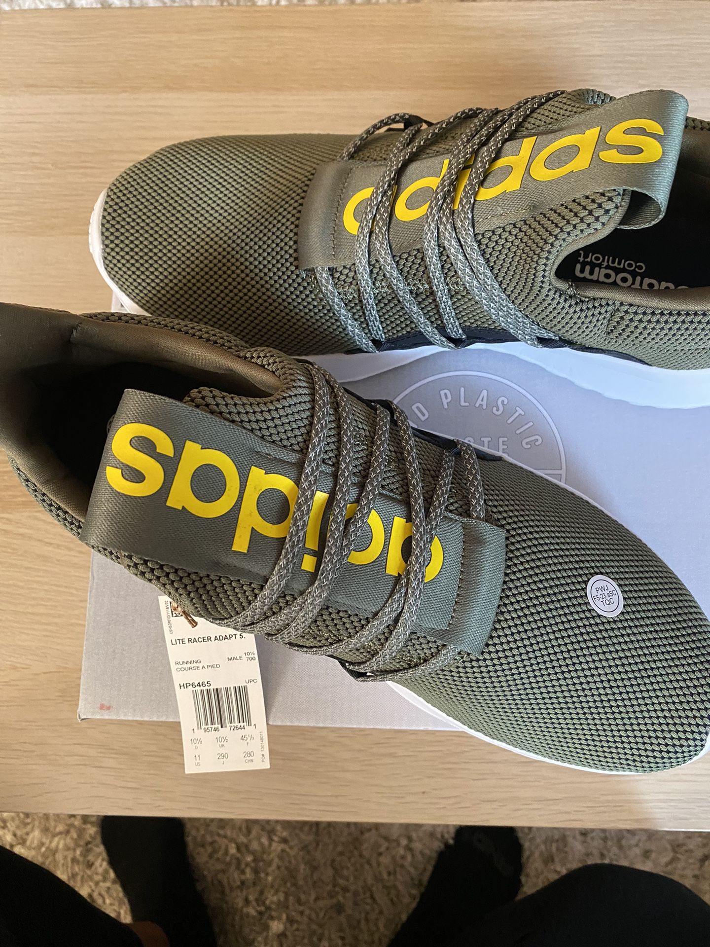 Men Adidas Sneakers