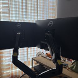 2 Monitor Arm & 1 24” Monitor