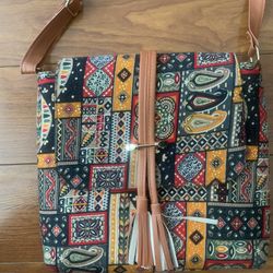 Beautiful Handbag With Lots Of Space