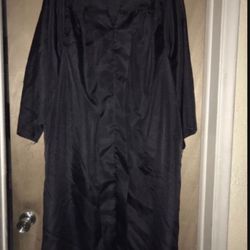 One 5’ 4” to 5’ 6” graduation gown $12