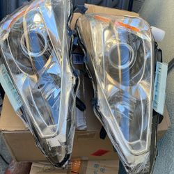 2013-2015 Nissan Altima Headlights