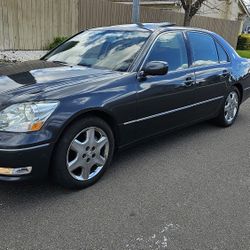 2004 Lexus LS 430