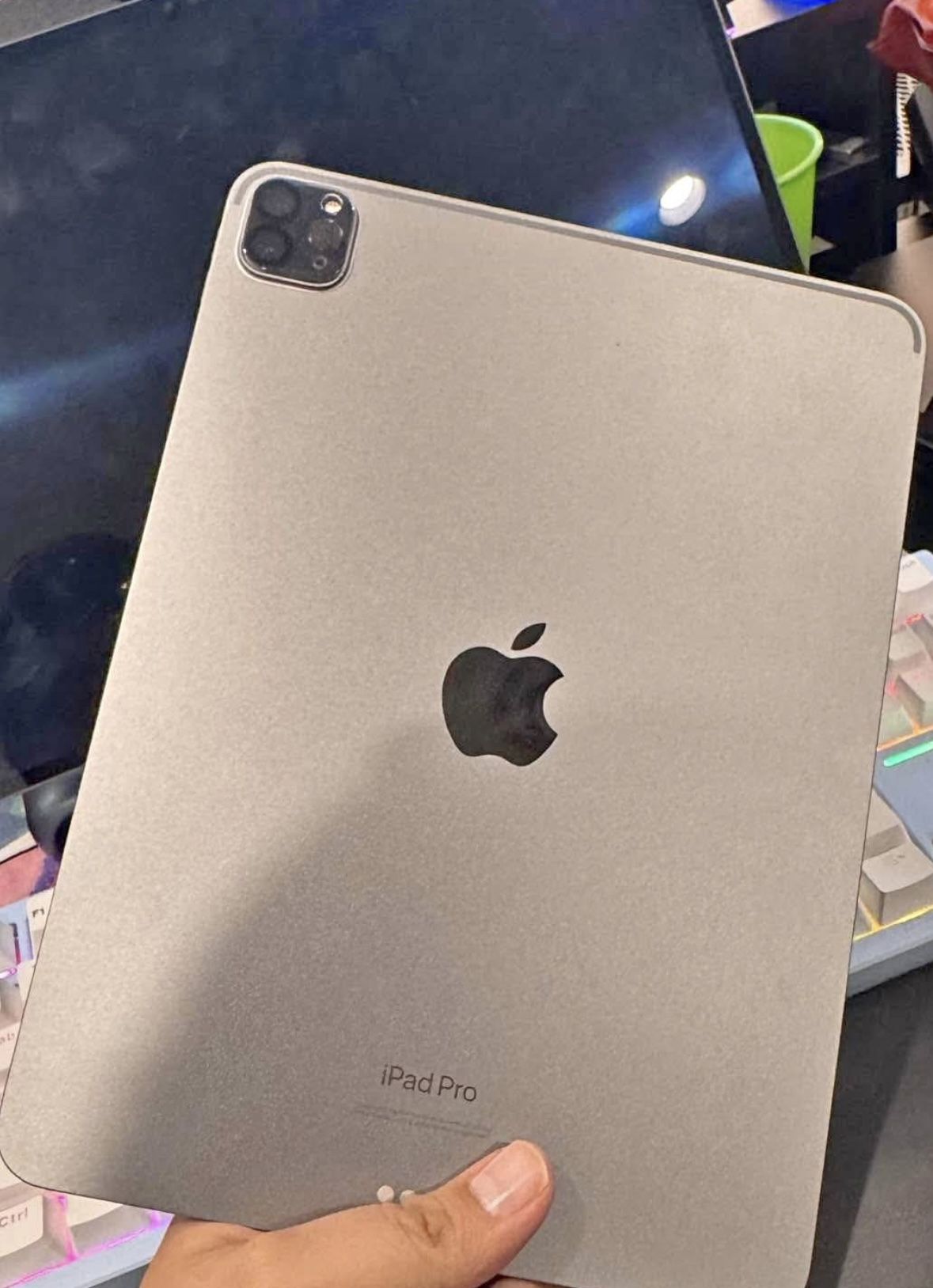iPad Pro 11in. WiFi + Cellular
