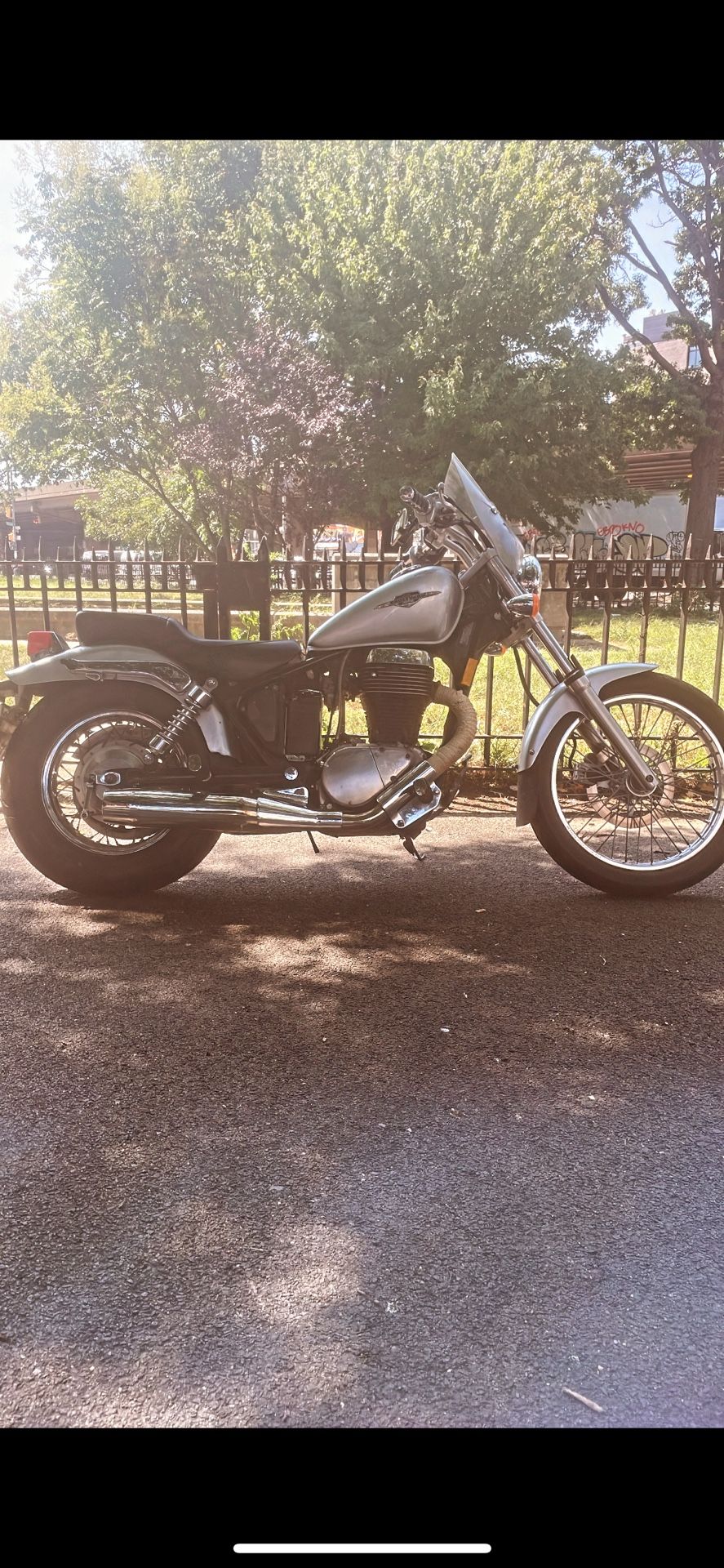 08 Suzuki Boulevard