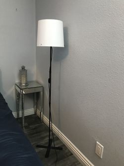Standing tall Lamp